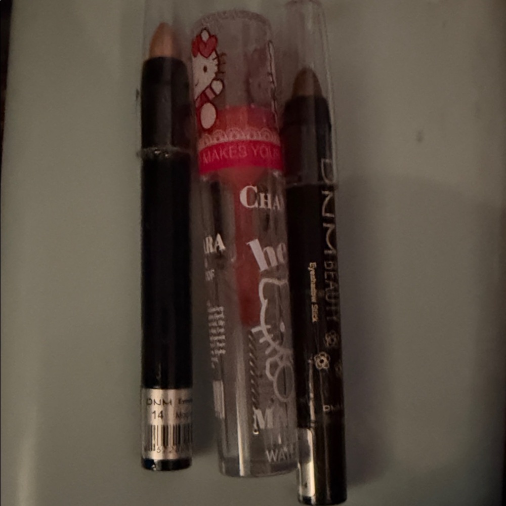 Hello Kitty x Unbranded Neutral Brown Eye & Lip Crayon Duo plus mascara